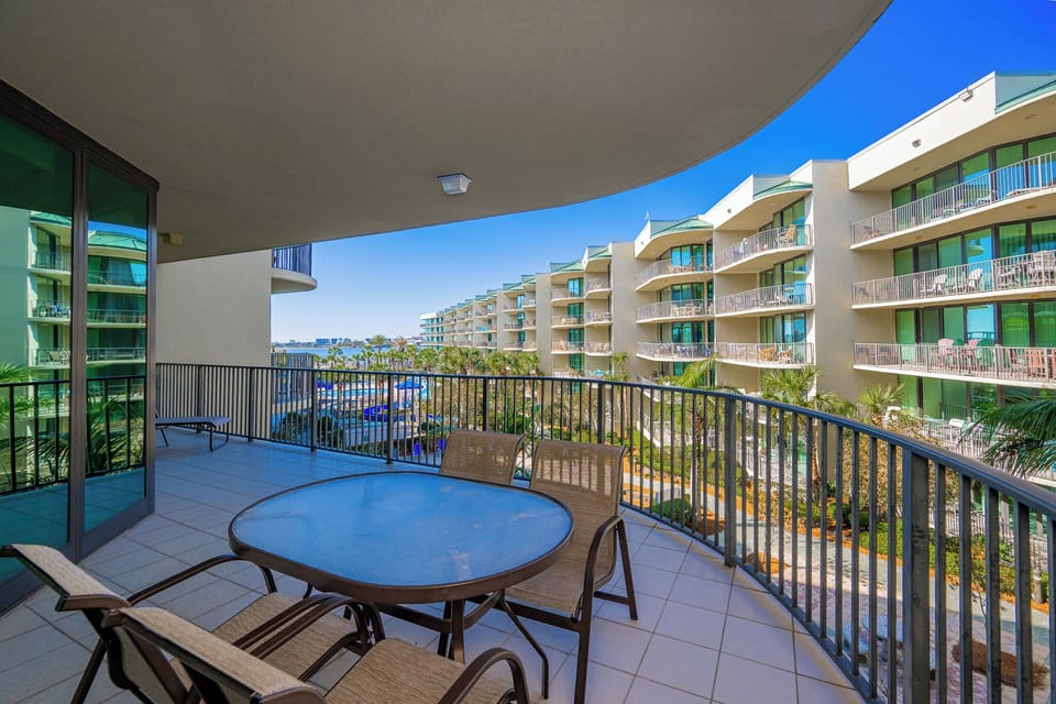 Relax on the spacious balcony and enjoy gentle breezes while taking in the vibrant coastal scenery
