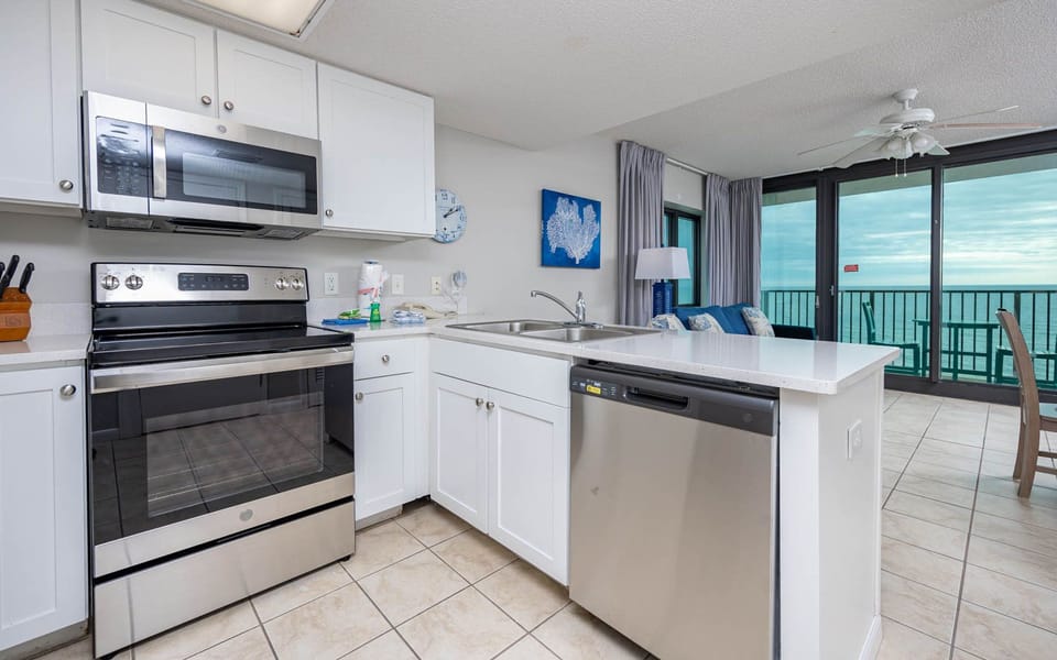 Discover a hotel kitchen that brings home to the beach with you and enhance your beachfront hotel experience
