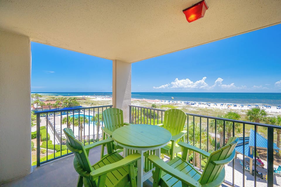 Breathtaking corner view on this private balcony