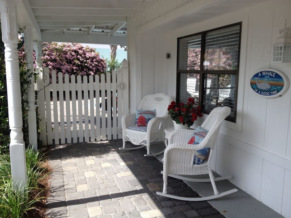 front porch
