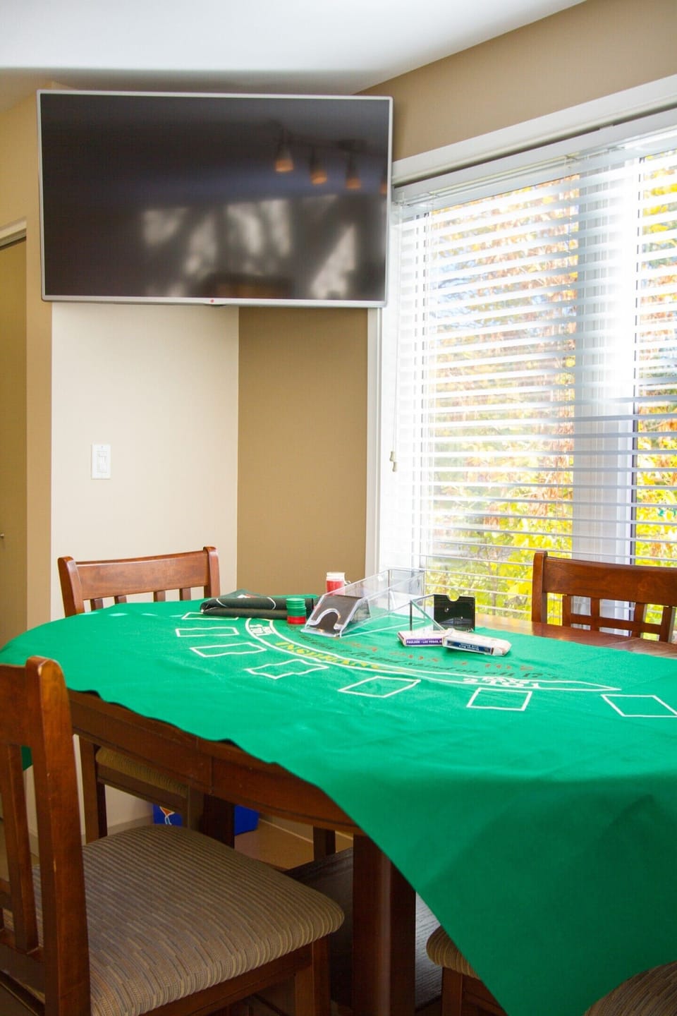 Professional cards table set up onsite.