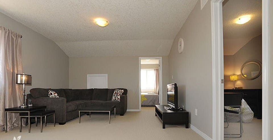 Third living area