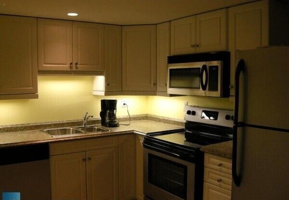 Kitchen in lower unit full size refrigerator, stove, microwave and dishwasher,
also includes some small appliances for your convenience