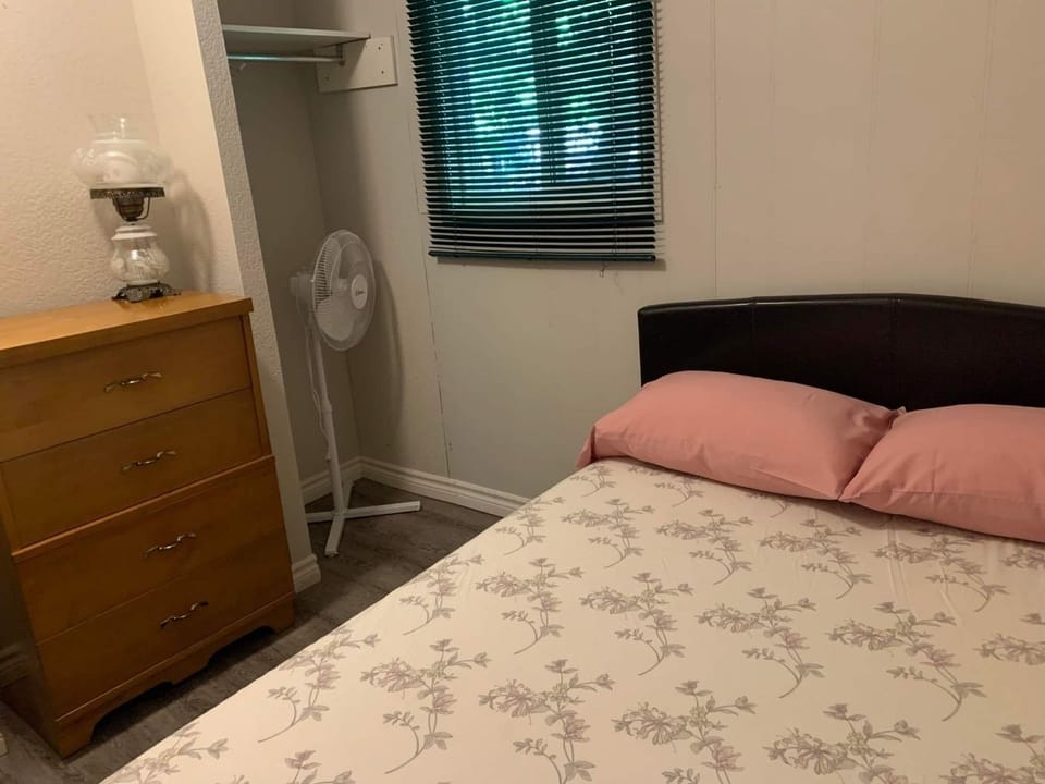 Bedroom 3 - double bed 