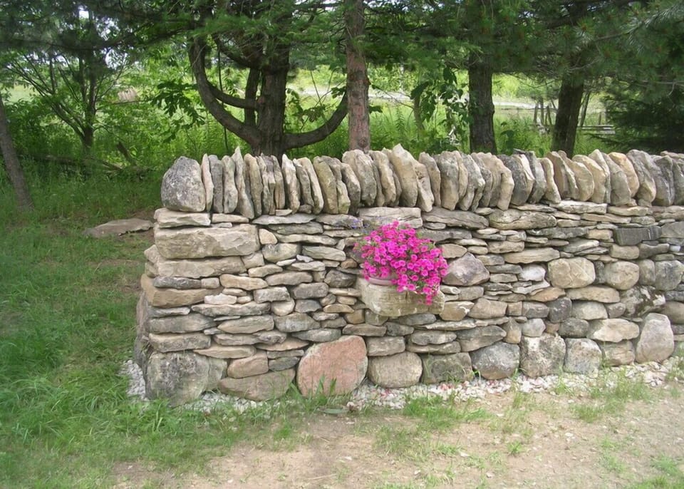 Stone fence