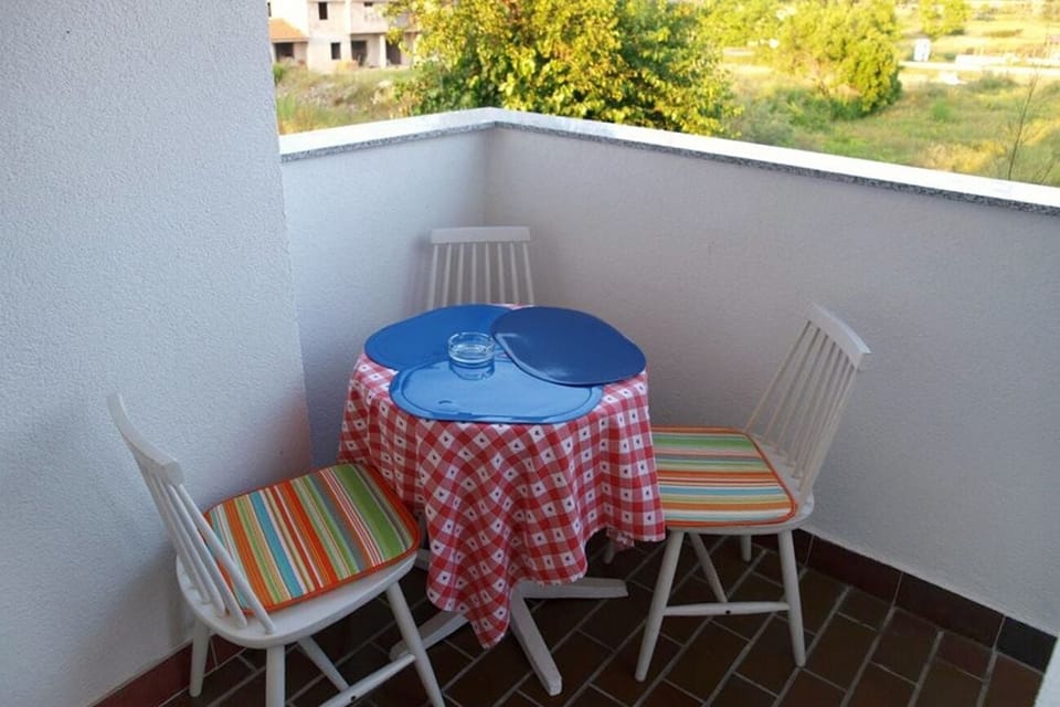 Balcony 2