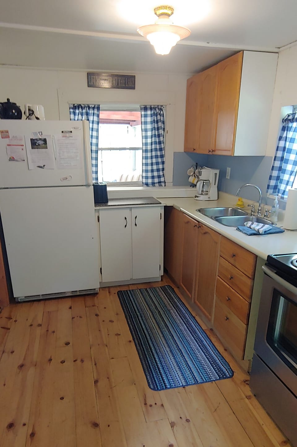 Kitchen  Fridge, Stove , Perk coffee, toaster, microwave, Drinking Water Cooler 