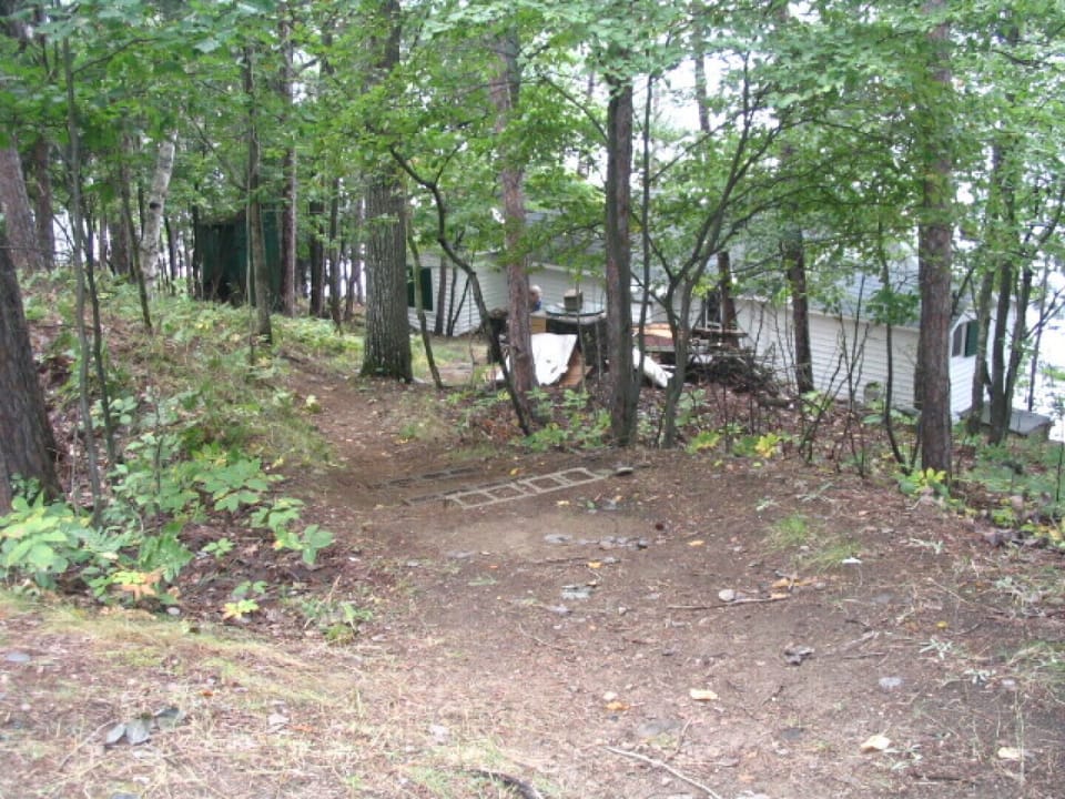 Short path from car park to cottage