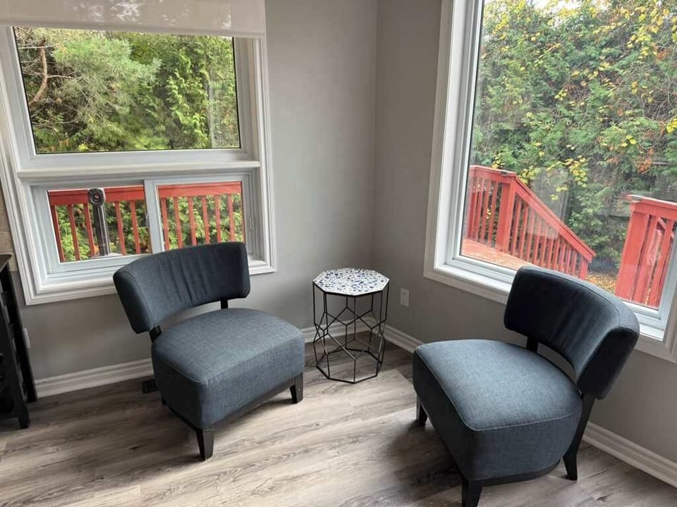 Seating area off of kitchen