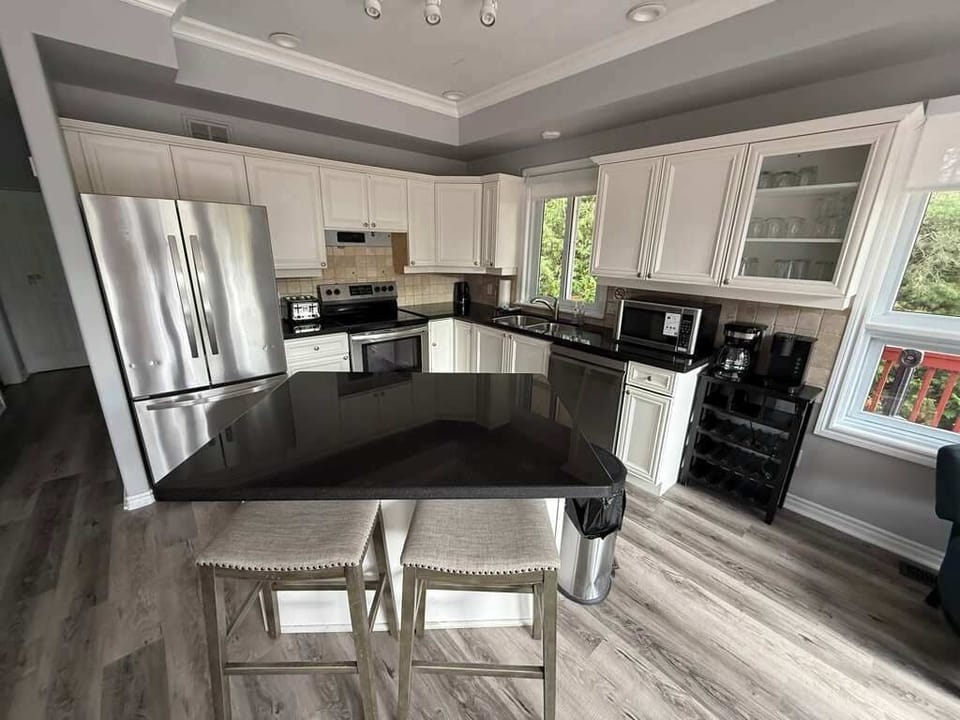 Kitchen with island