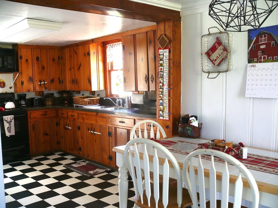 Fully equipped kitchen