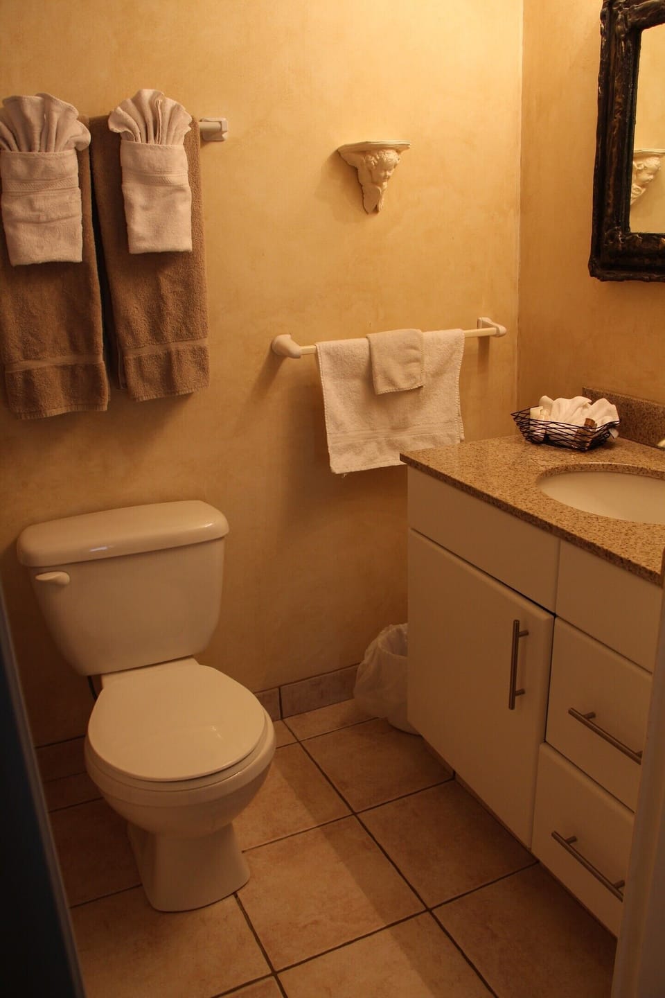 Copper Island Suite Bathroom