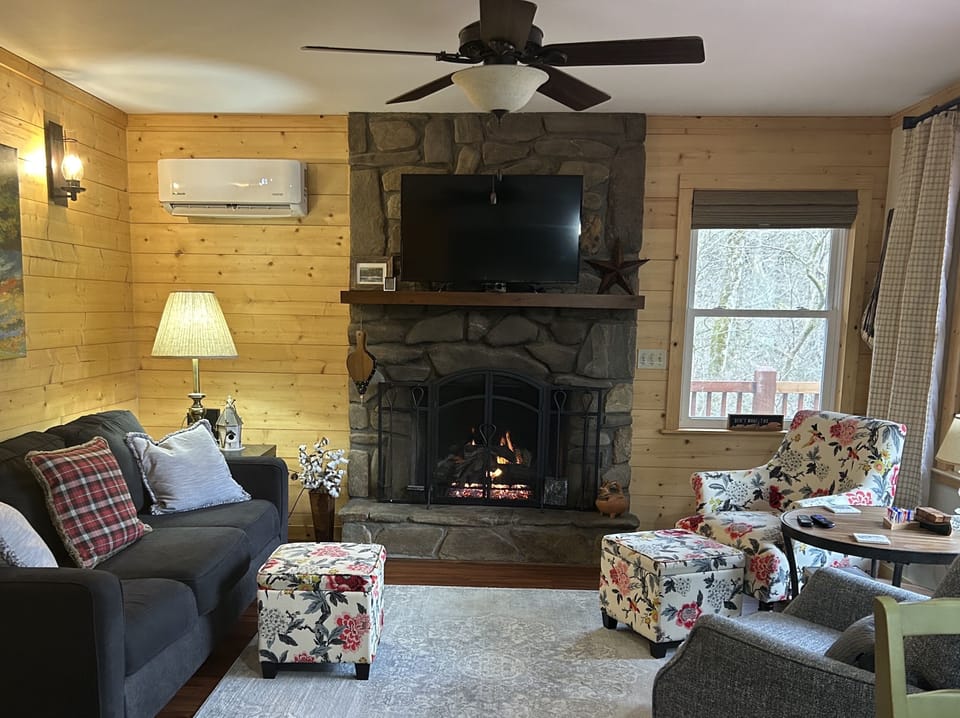 Living Room with gas fireplace