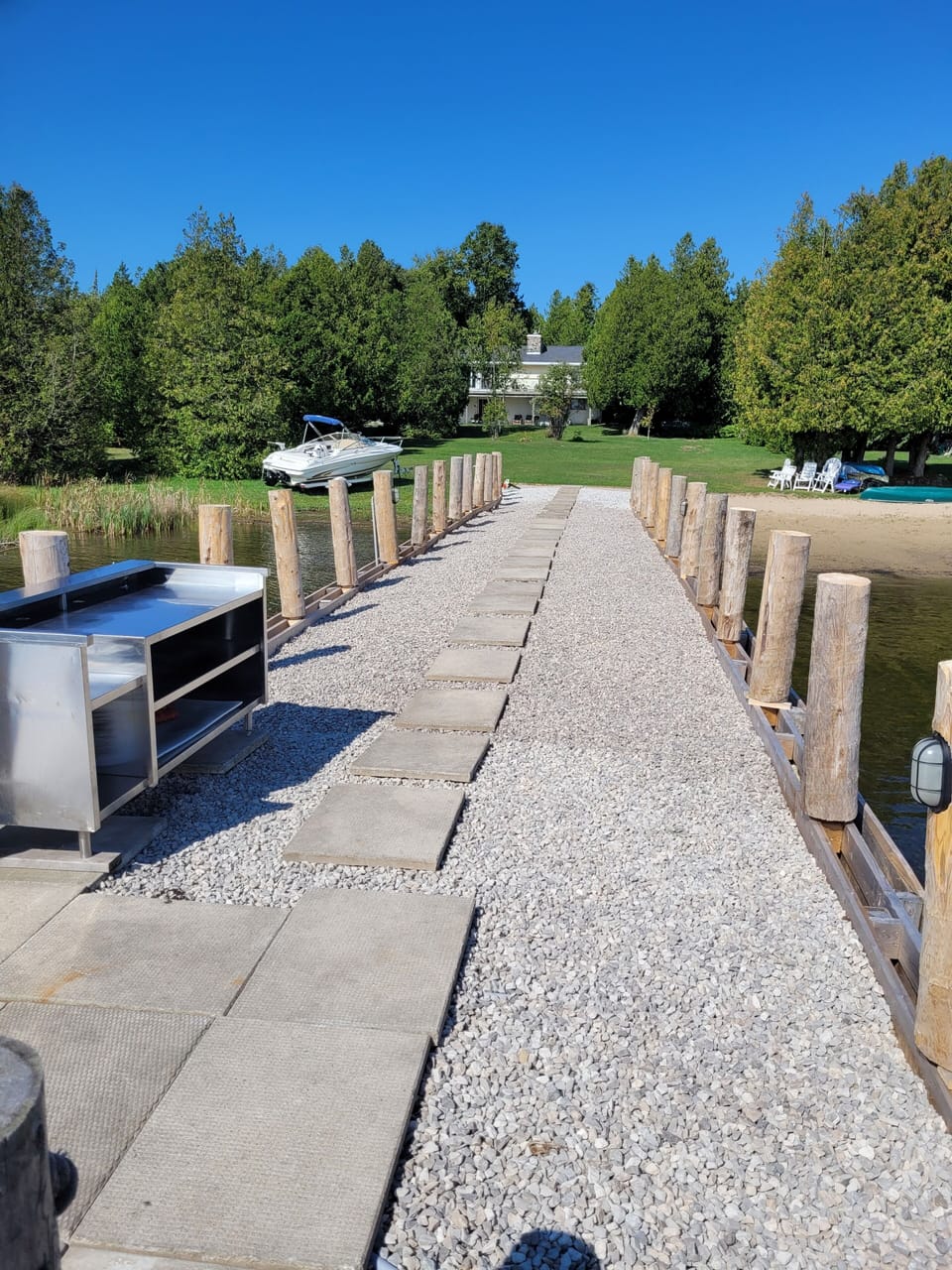 Large Pier - view of the pier to the large front lawn