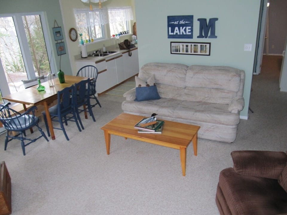 Everyone is part of conversations at this cottage.  Memories are waiting to take place here!