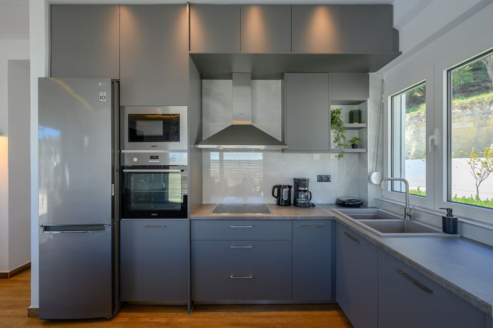 KalostousVillas,kitchen,facilities
