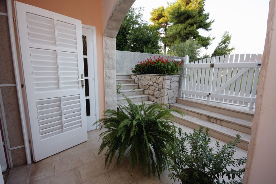 Terrace 2