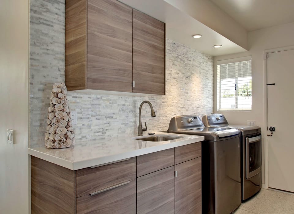 Even the laundry room/entrance from the garage is lovely. 