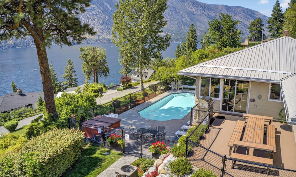 Chill out at the pool or spend the day on the lake just steps away!