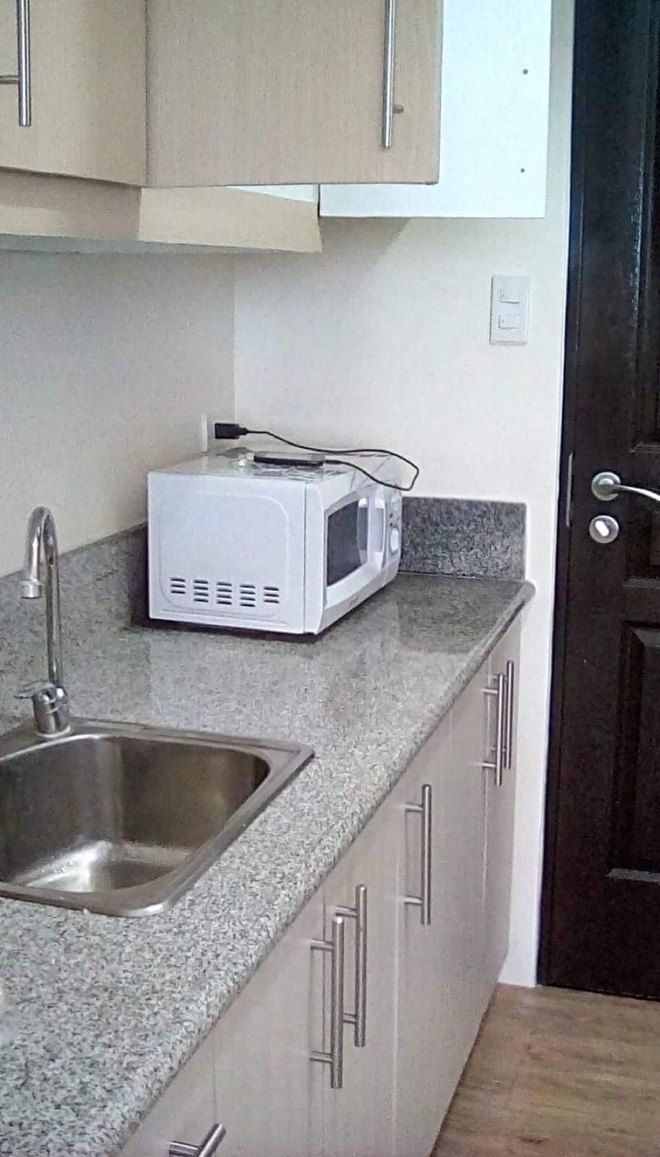 Microwave to warm up ☀food 
