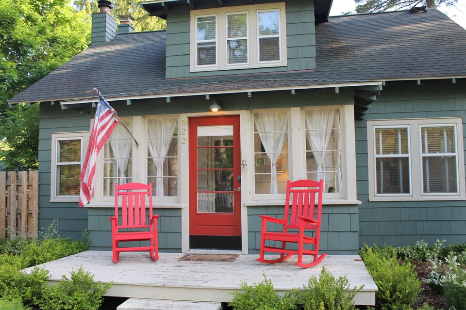 Charming cottage just minutes from downtown.