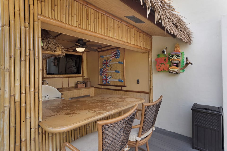 Your own private tiki bar