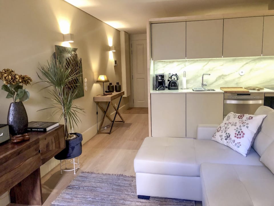 Living / Entrance