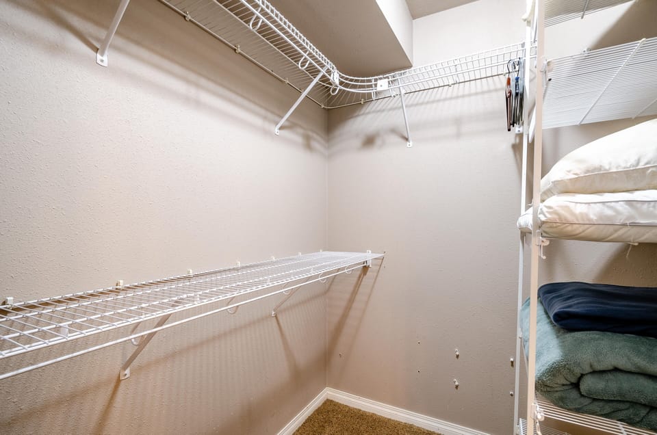 Walk in Closet - bedding storage