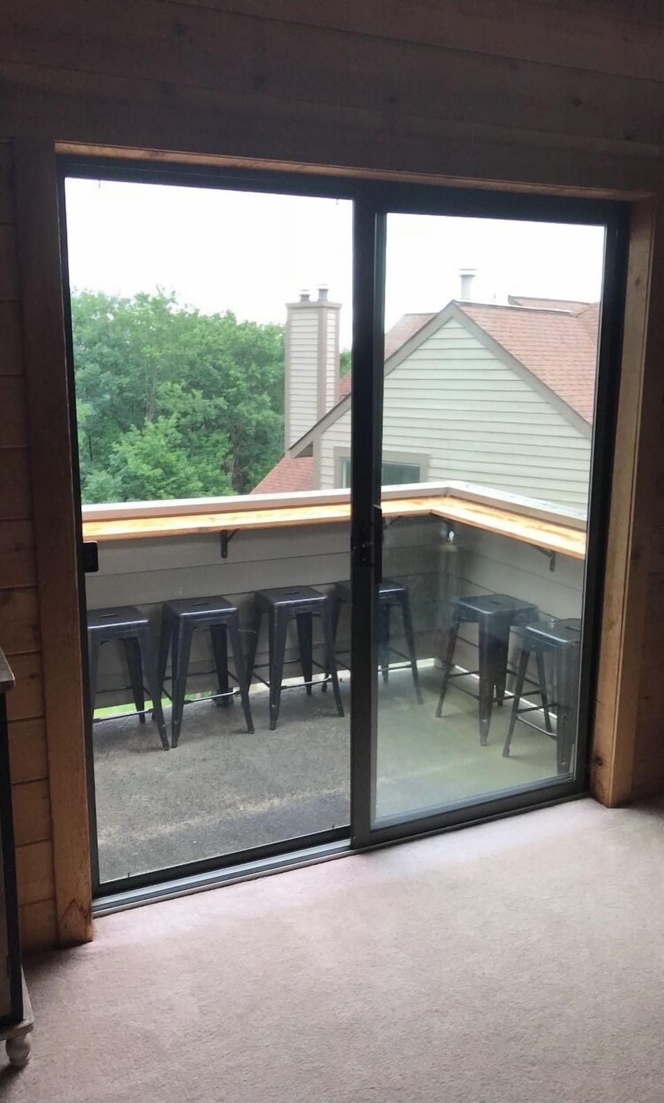 Back deck bar overlooking slopes