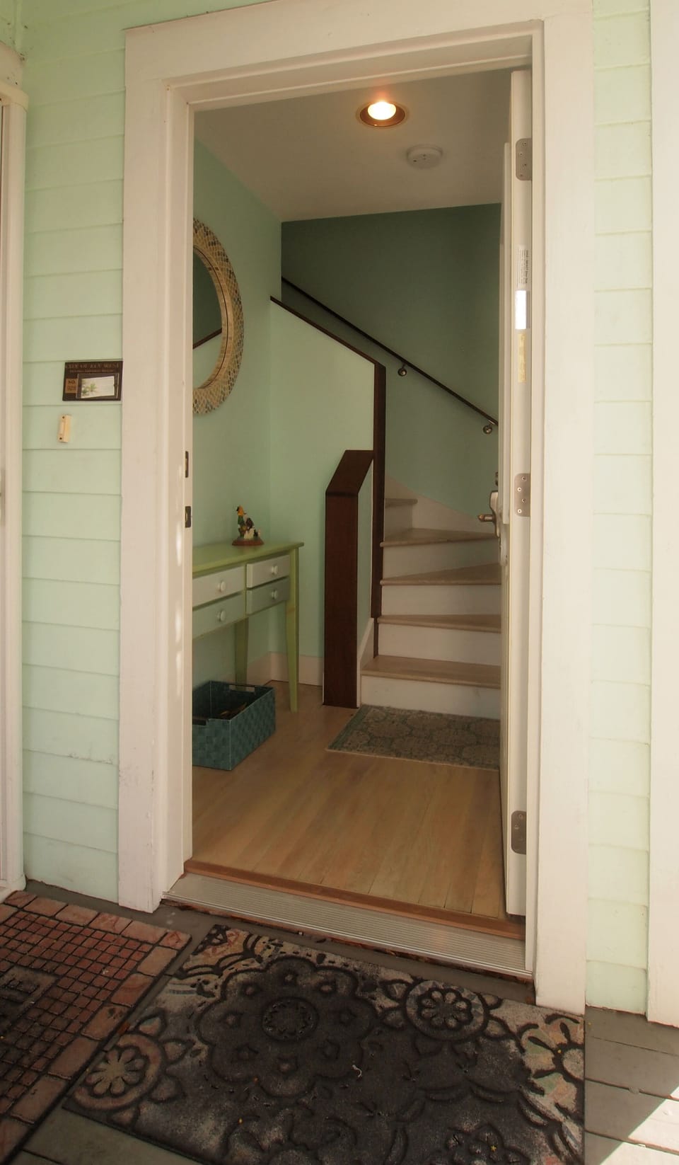 Front Entrance - Private entrance to foyer.