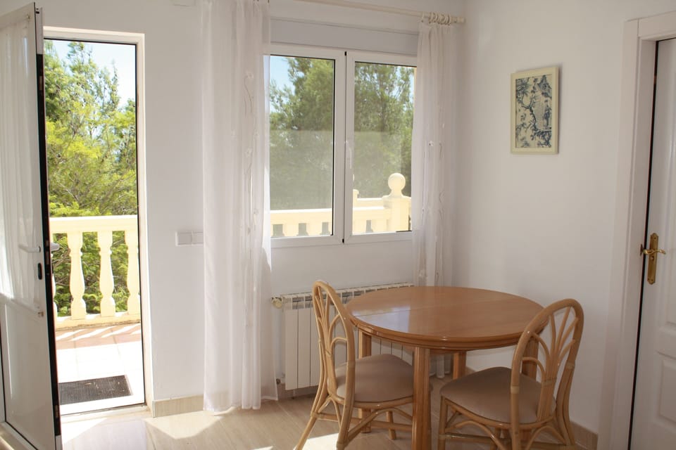 Dining in the 4th bedroom suite