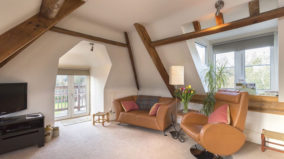 Living area, The Leat at Wynard Mill, Bolthole Retreats