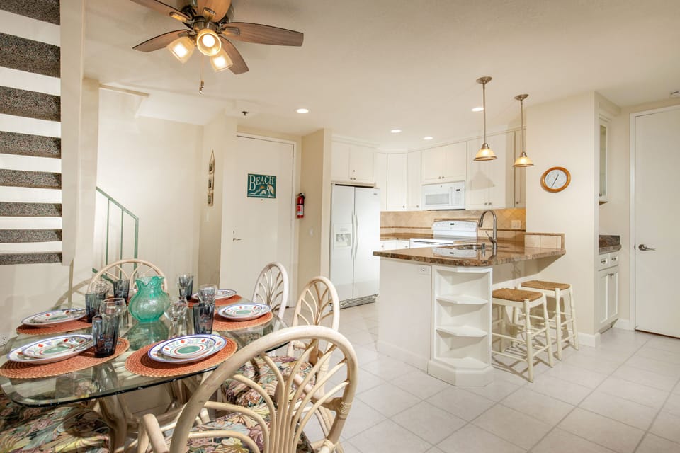 Dining Area and Kitchen