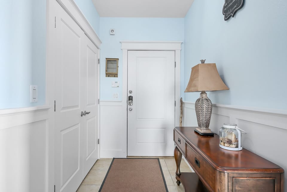 Entry. Welcome to License 2 Chill !!
~ Pointe West Vacation ~