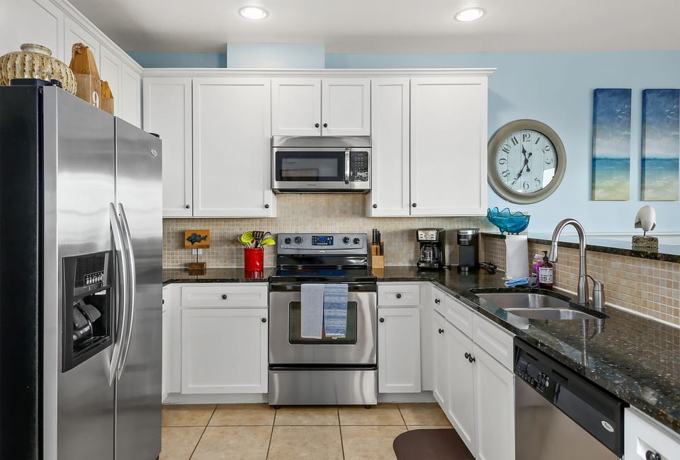 Fully stocked kitchen with all the items you'll need to cook fabulous meals.