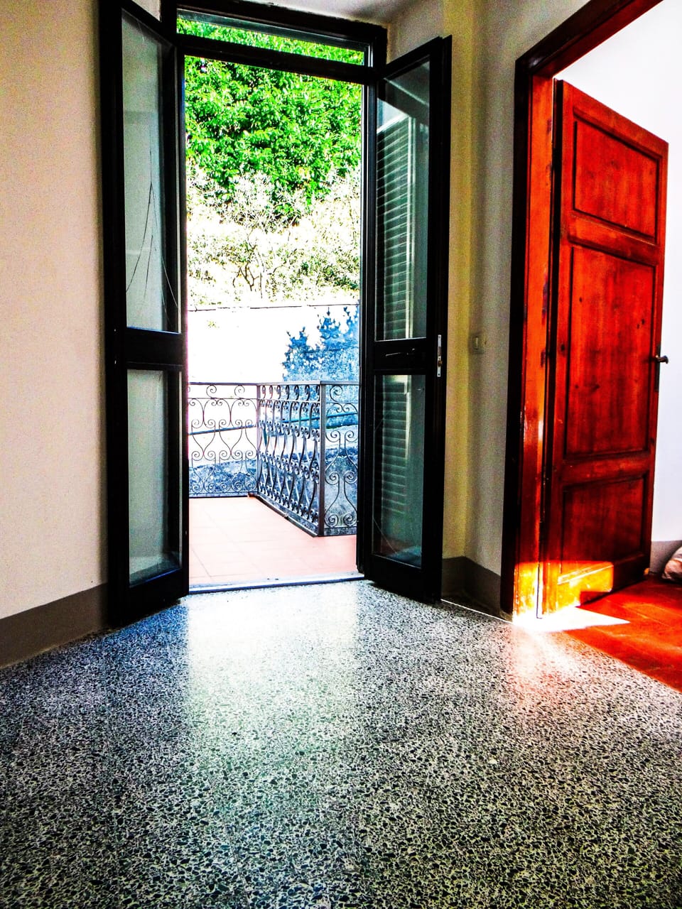 Upper Landing to Village View Balcony