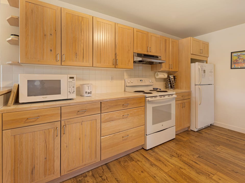 The fully equipped kitchen has everything you need to prepare and serve your meals.