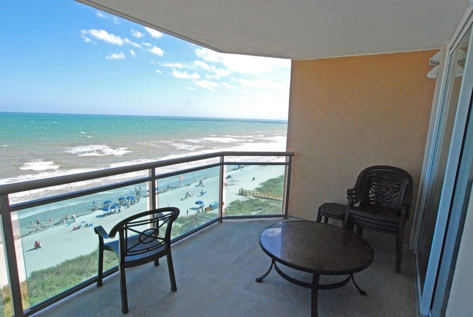 Balcony - Oceanfront balcony