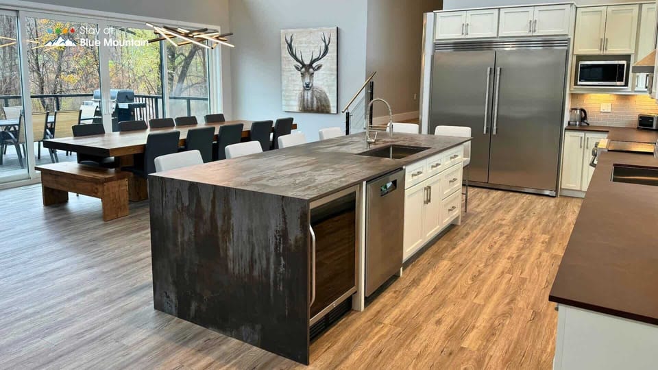 Kitchen on the Upper Level