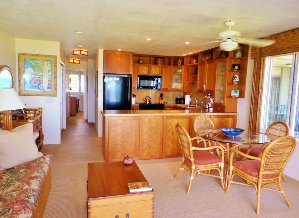 Living / Eating area, Kitchen and Hall