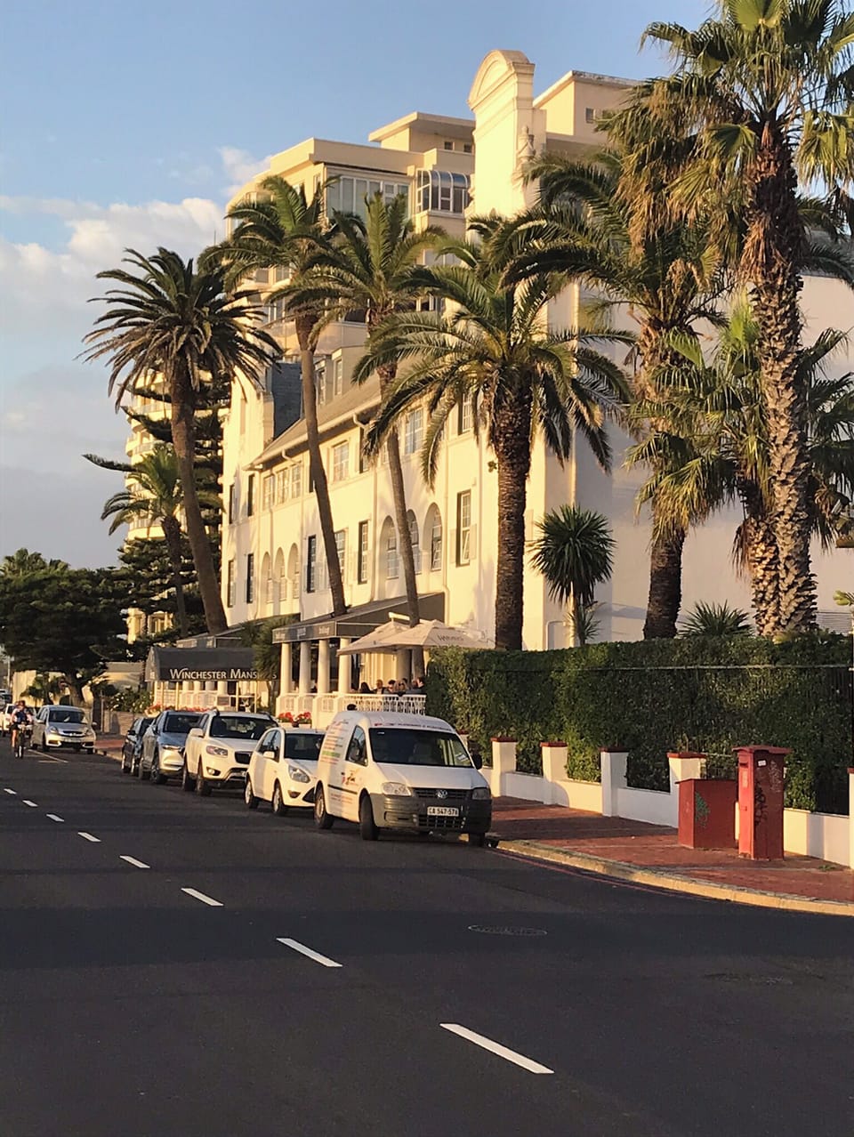 Winchester Mansions 5min from flat