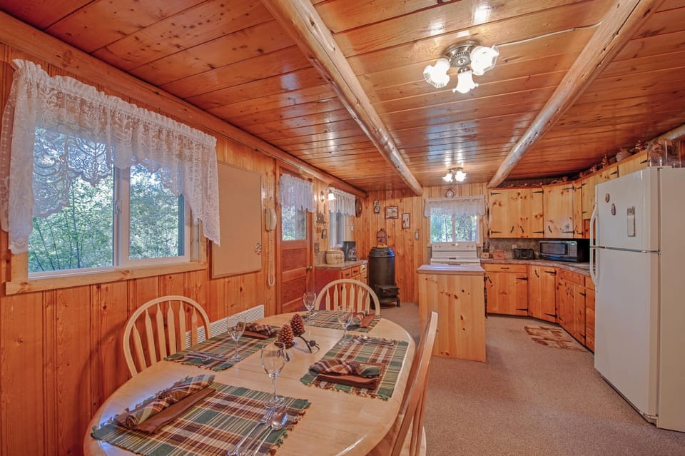 Grandma's Cabin Kitchen & Dining Room