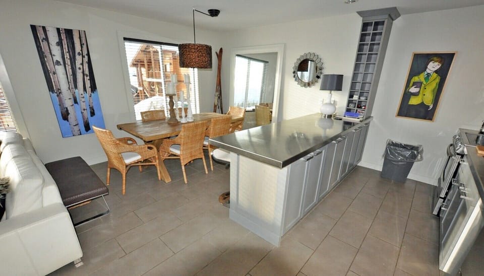 And another of the kitchen