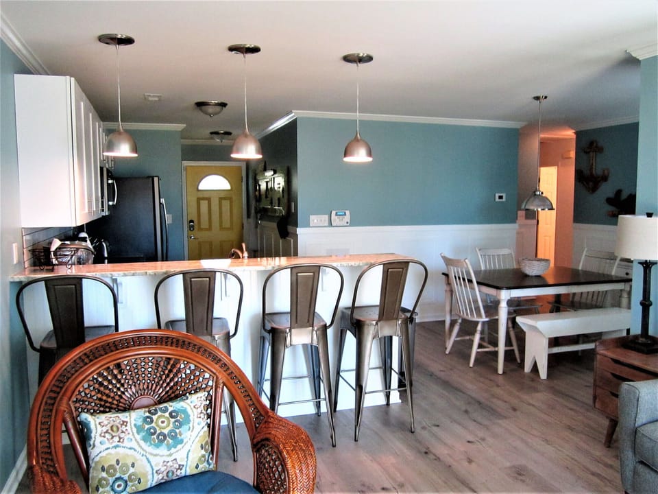 Bar Seating 