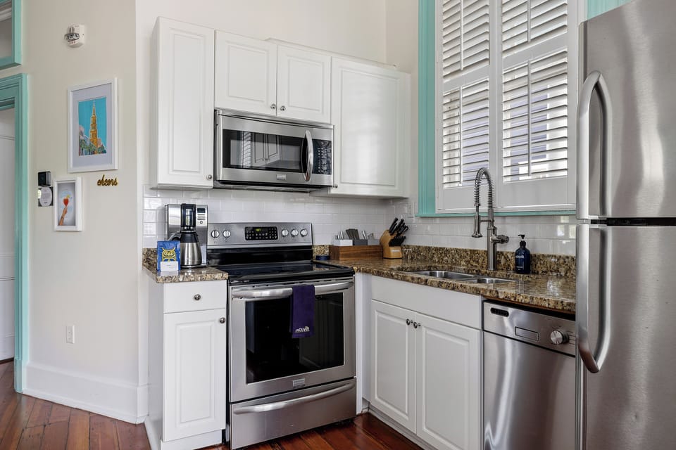 Authentic Charleston | Mint-to-Be