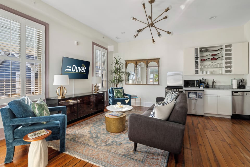 Charm and Convenience | Vieux Carre