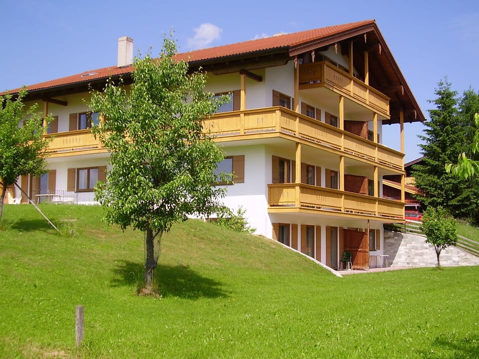 Ferienwohnung A für 3 Personen, 1 Schlaf- und 1 Wohn/Schlafzimmer, Terrasse oder Balkon, 35 m² (nicht klassifiziert) Apartment in Berchtesgadener Land