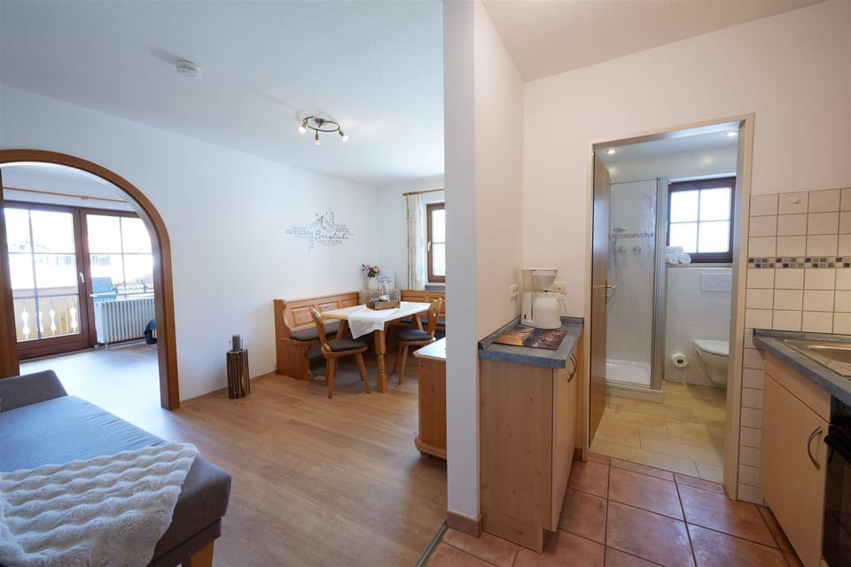 Type B-two-room-apartment 1st floor 40 sqm, 1 bedroom, balcony Apartment in Bad Reichenhall