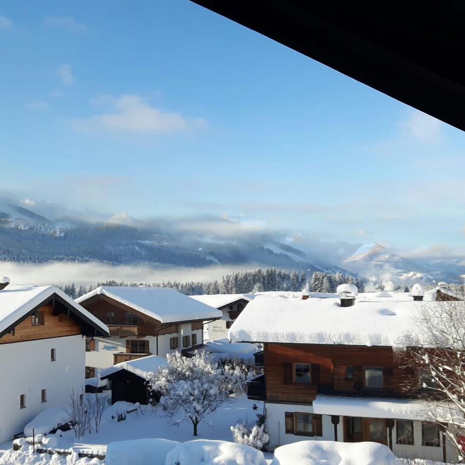 Ein-Raum-Ferienwohnung "Kaiserblick" 30qm, Küchenzeile, Balkon Apartment in Bavaria