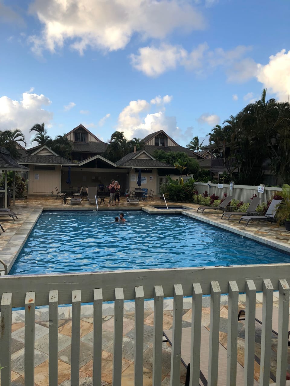 Pool, hot tub and BBQ